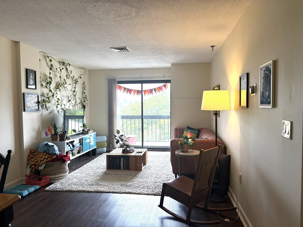 90 Quincy Shore Dr 303