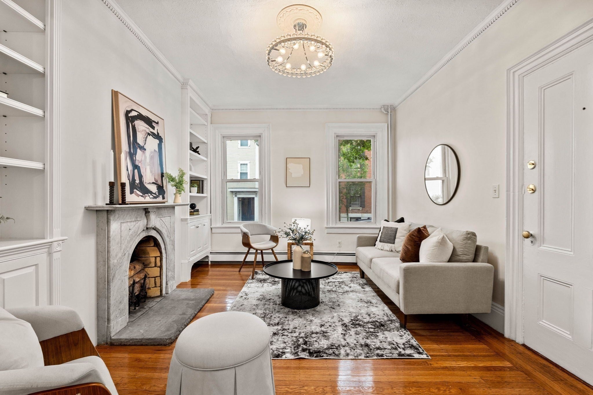 273 Bunker Hill St 1, Boston MA 02129
