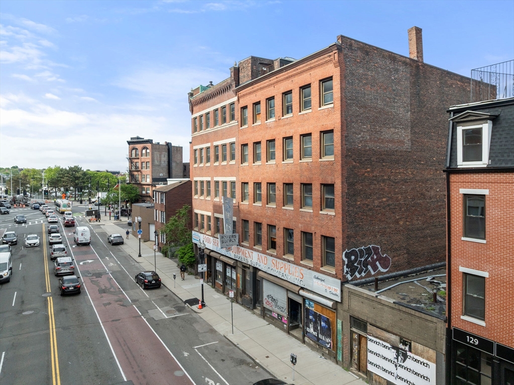 145-169 N Washington St