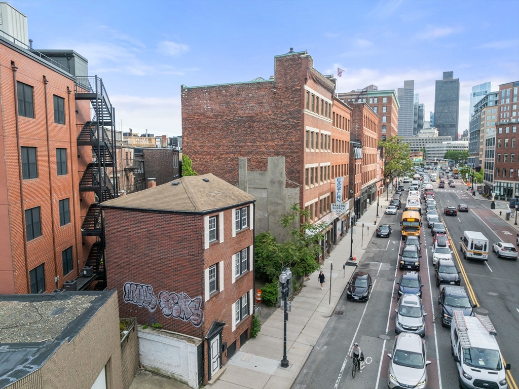 145-169 N Washington St