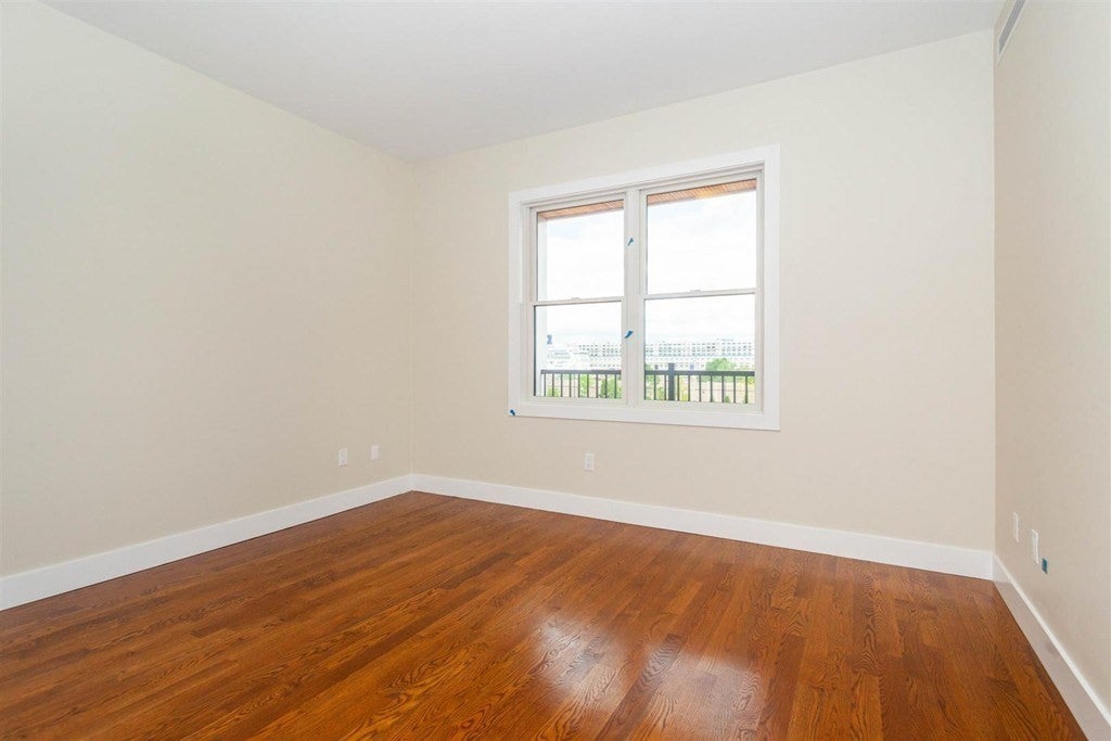 906 East 2nd St #107, Boston, MA Photo #8
