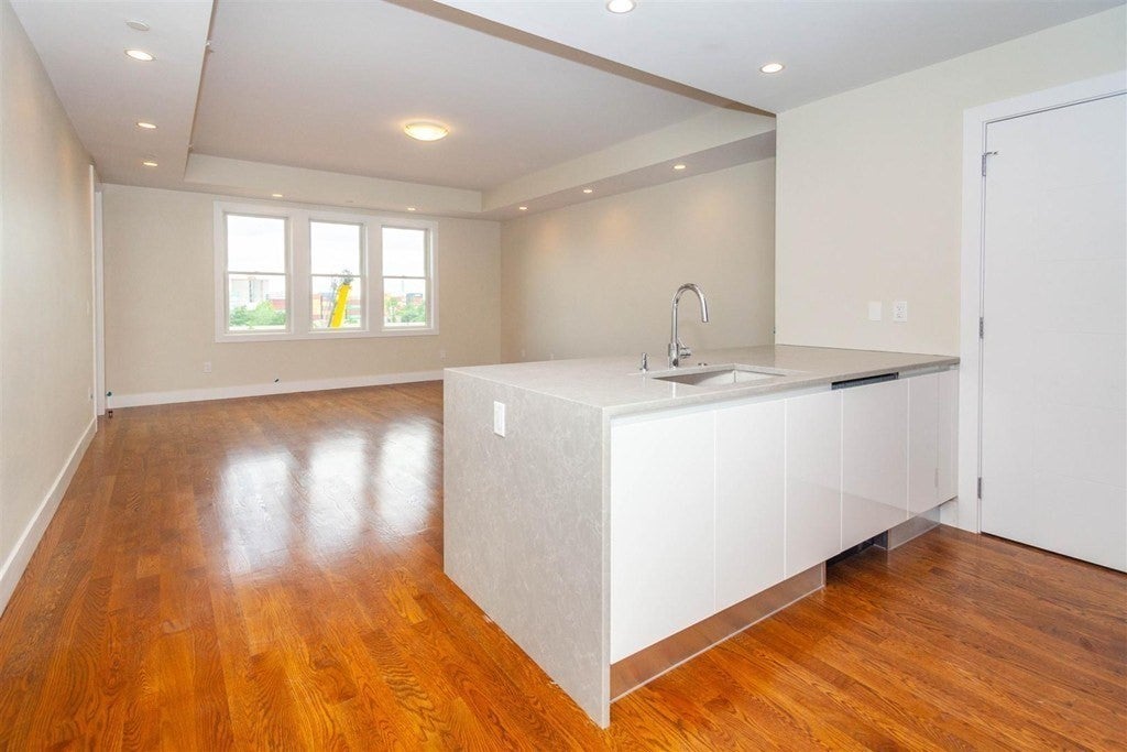 906 East 2nd St #107, Boston, MA Photo #3