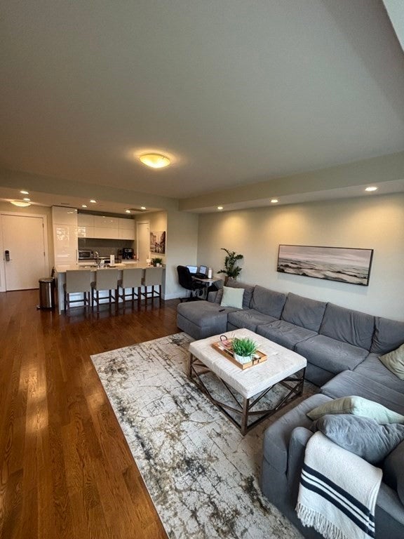 906 East 2nd St #107, Boston, MA Photo #4