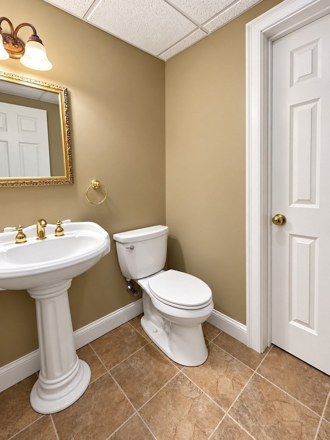 70 Appaloosa Ln, West Springfield, MA, 70 Appaloosa Ln, West Springfield, MA Photo #39