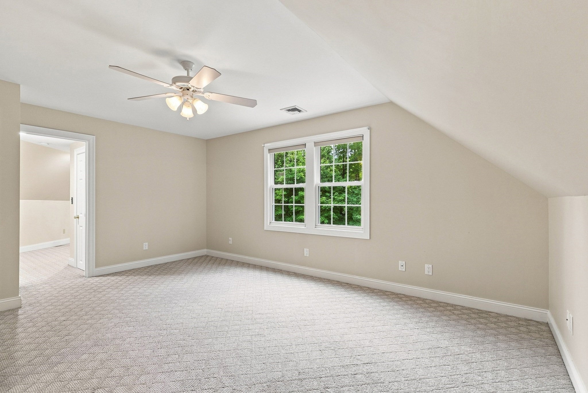 70 Appaloosa Ln, West Springfield, MA, 70 Appaloosa Ln, West Springfield, MA Photo #28