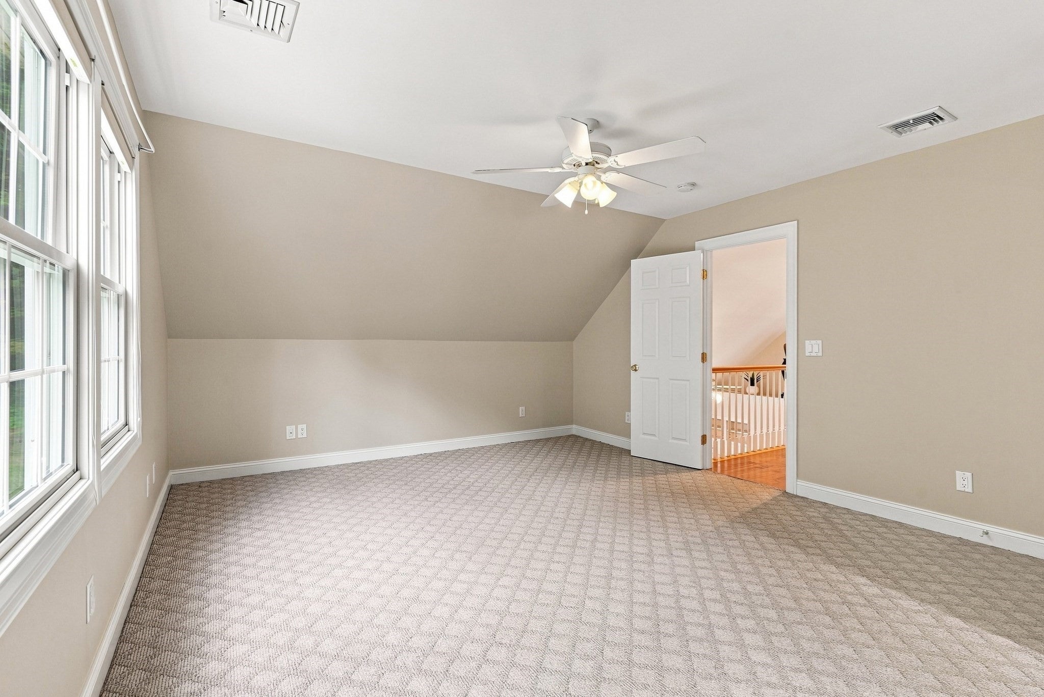 70 Appaloosa Ln, West Springfield, MA, 70 Appaloosa Ln, West Springfield, MA Photo #29