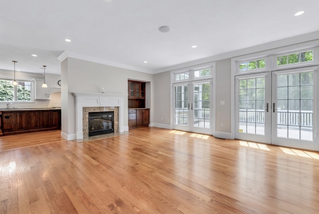 10 Open Space Dr