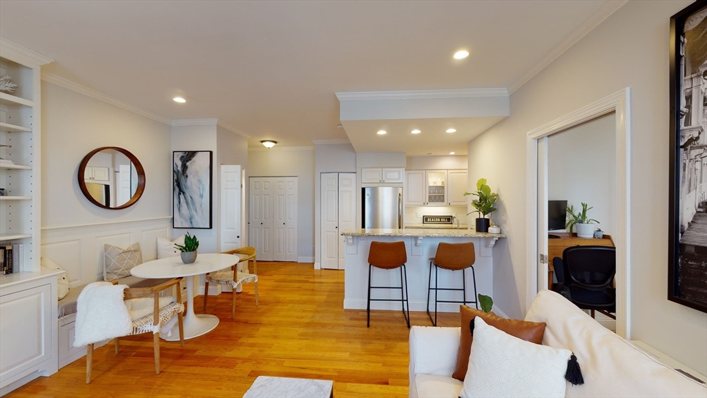 27 Bowdoin St 1B