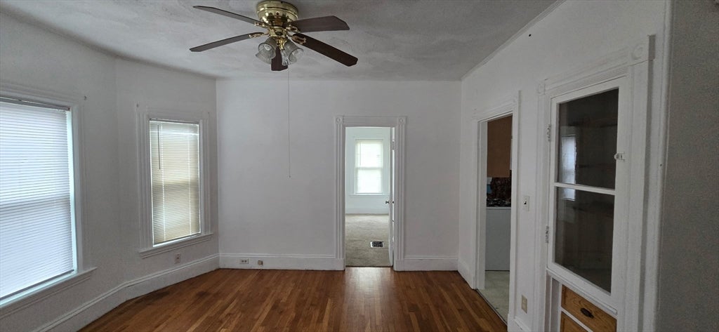 4 Harris Ave 1