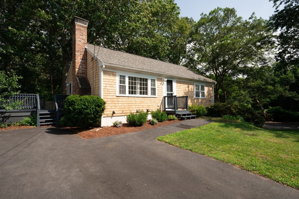 297 Compass Cir