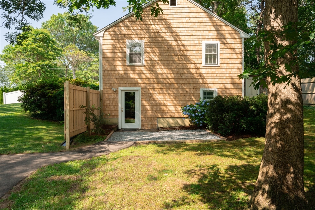 297 Compass Cir