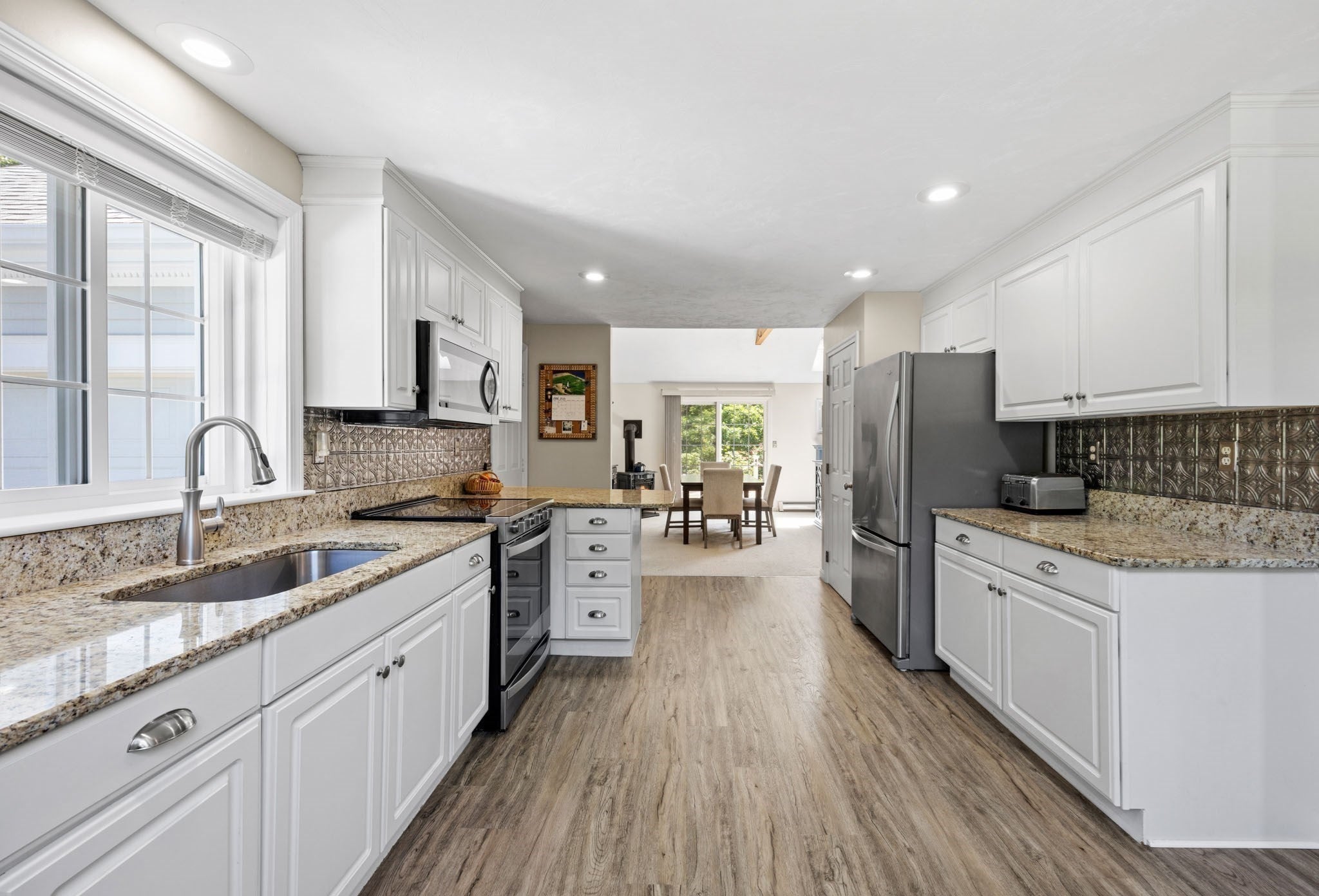 18 Pleasant Wood Dr, Sandwich, MA Photo #3