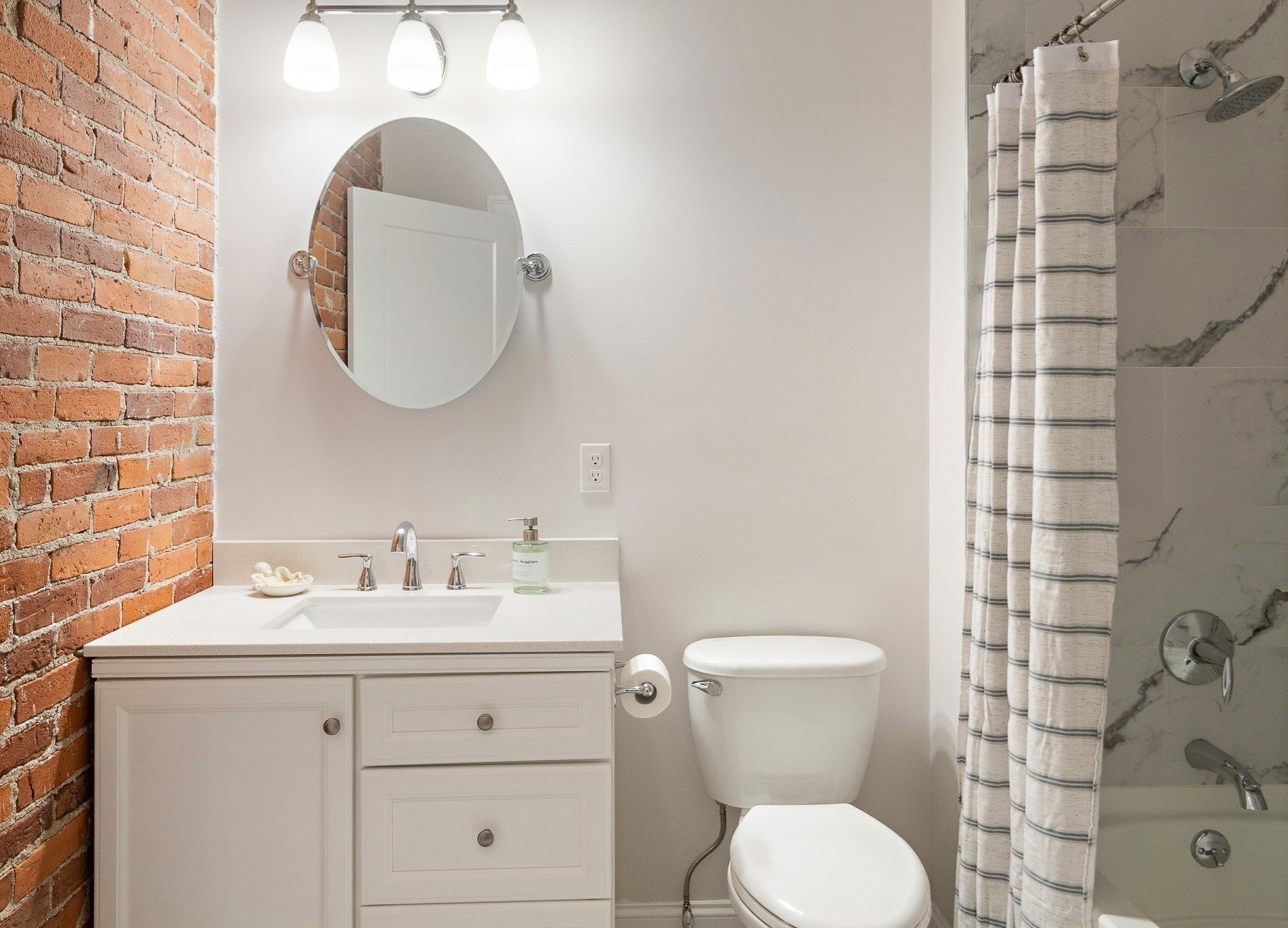 10 Congress St #301, Amesbury, MA, 10 Congress St #301, Amesbury, MA Photo #16