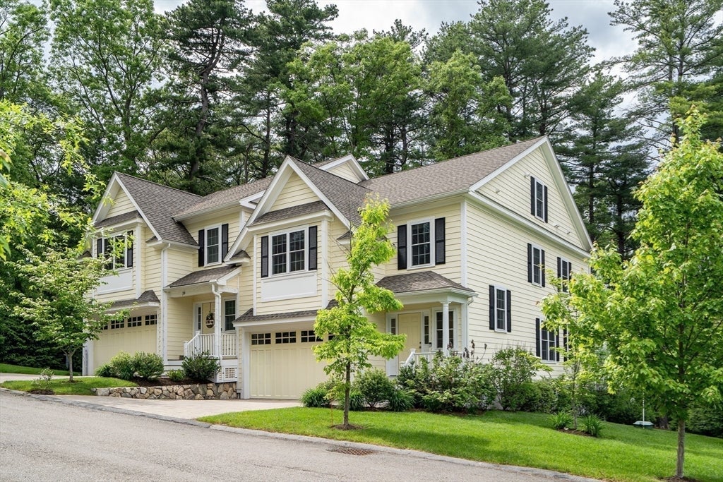 37 Jefferson Dr #1, Lexington, MA Photo #2