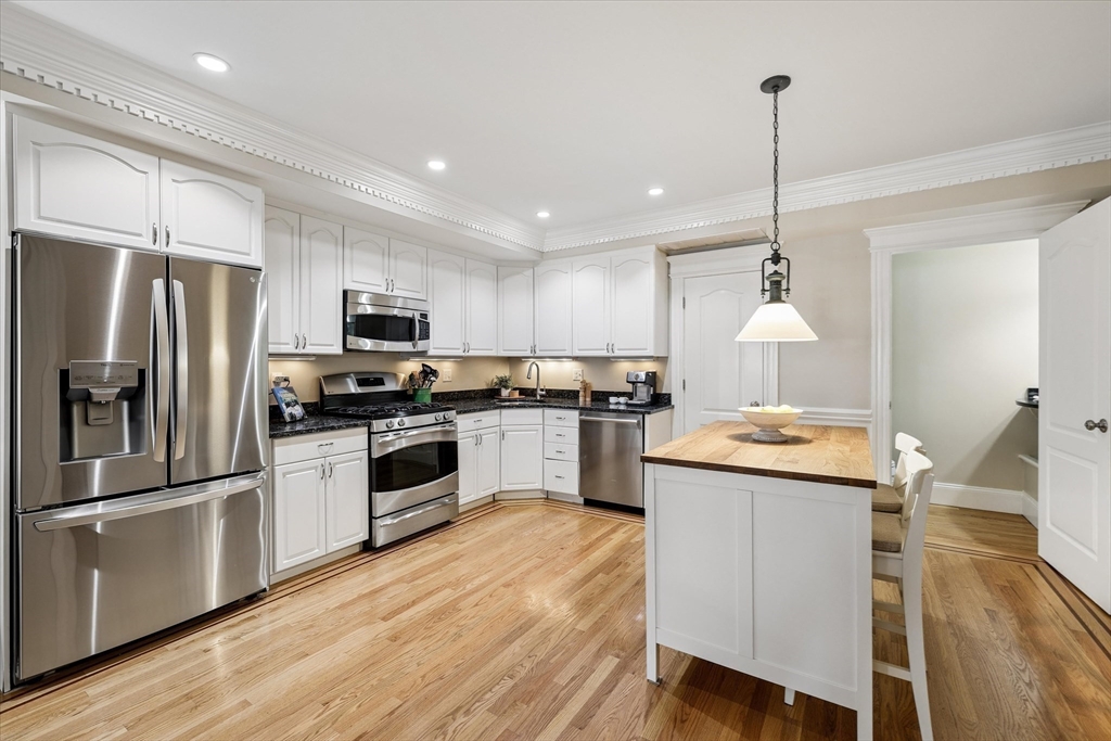 578 E Broadway #1, Boston, MA, 578 E Broadway #1, Boston, MA Photo #1