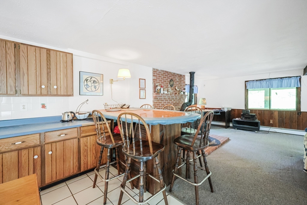 Nottingham, New Hampshire 03290, United States, 4 Bedrooms Bedrooms, ,2 BathroomsBathrooms,Residential,Pending,132182