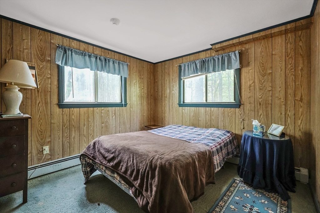 Nottingham, New Hampshire 03290, United States, 4 Bedrooms Bedrooms, ,2 BathroomsBathrooms,Residential,Pending,132182