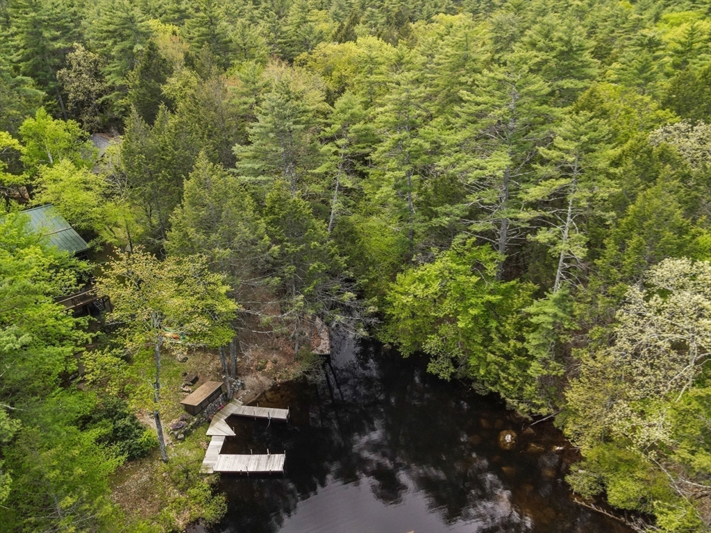 Nottingham, New Hampshire 03290, United States, 4 Bedrooms Bedrooms, ,2 BathroomsBathrooms,Residential,Pending,132182