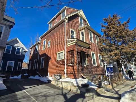 20 Mossland St Somerville MA 02144