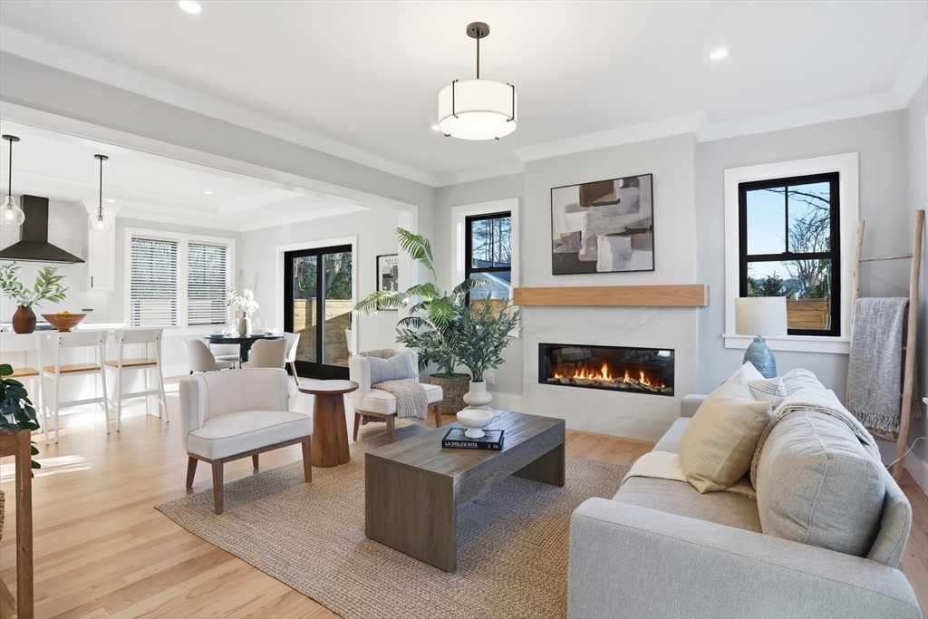 10 Webber Avenue 102