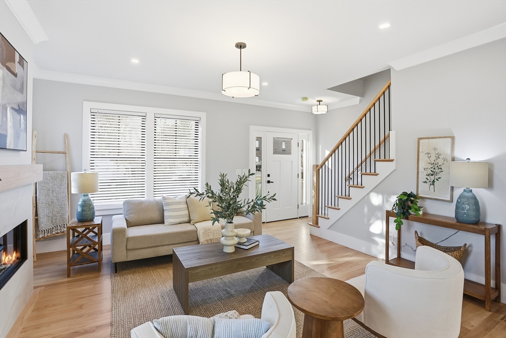 10 Webber Avenue 102