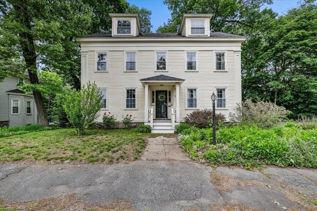 10 Summit Ave