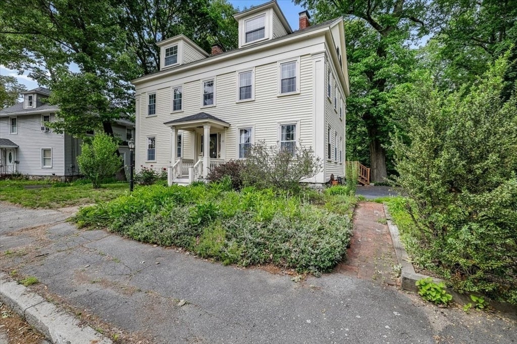 10 Summit Ave