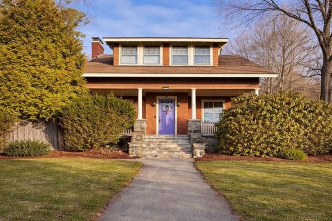 2 Whittier Rd Haverhill MA 01830