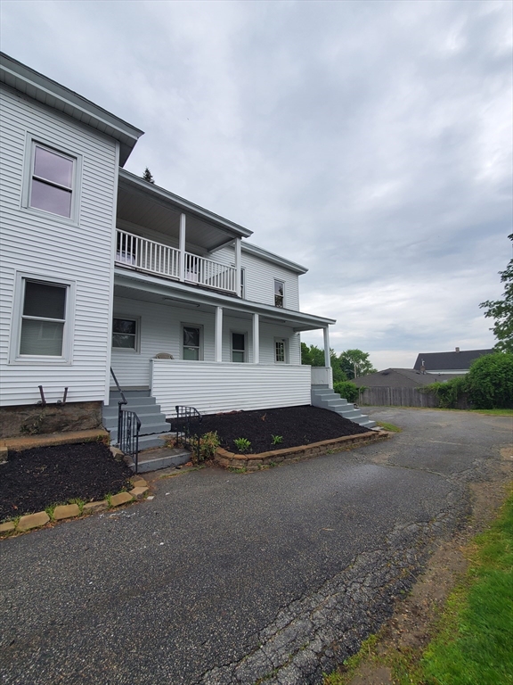 10 Stevens St