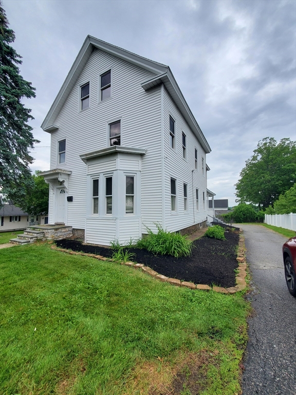 10 Stevens St