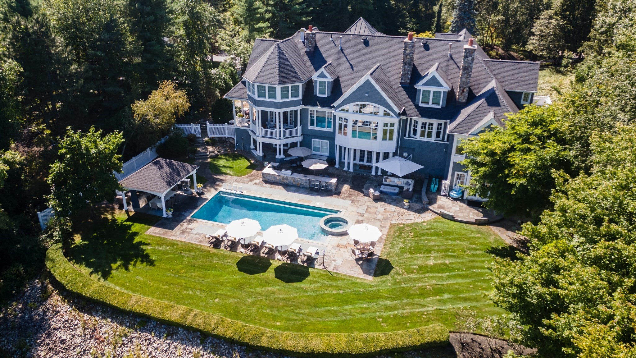 19 Arrow Head Dr