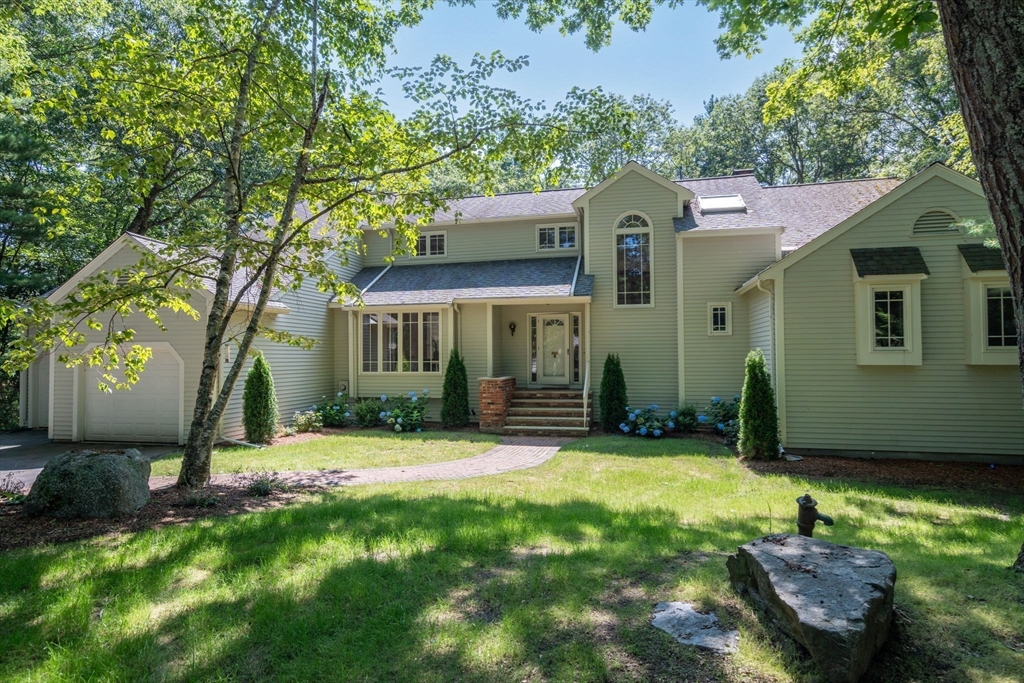 24 Oak Meadow Rd