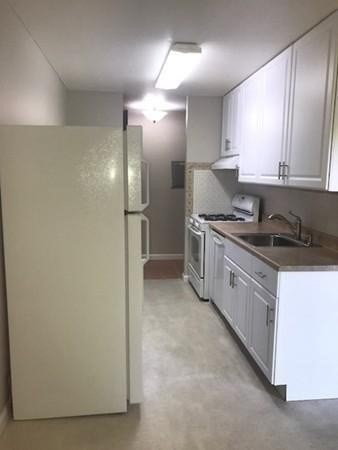 54 Shrewsbury Green L