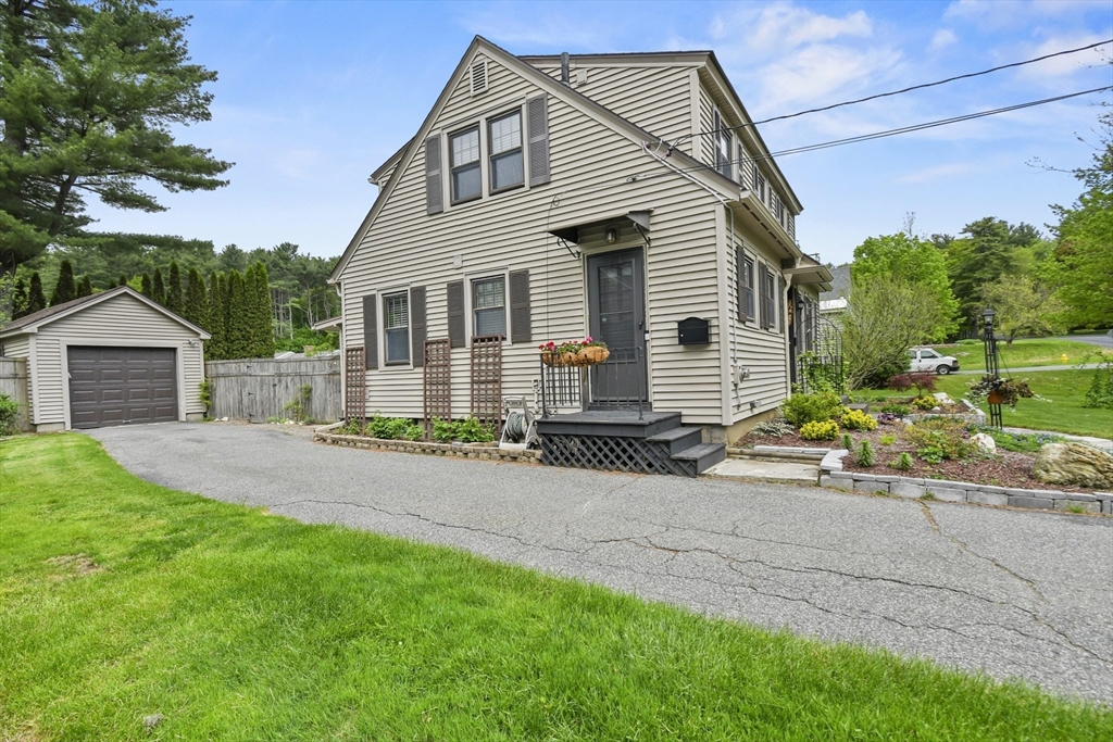 142 Jason St