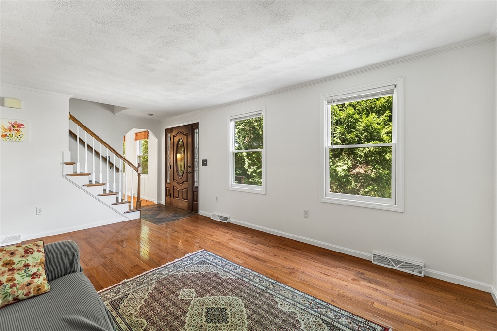 89 Old Andover Rd