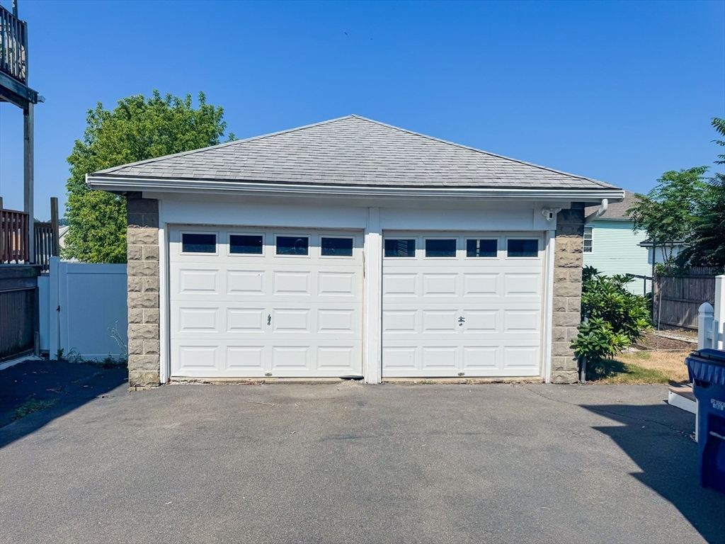 38 Cary Ave