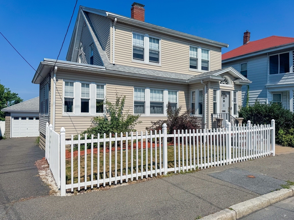 38 Cary Ave