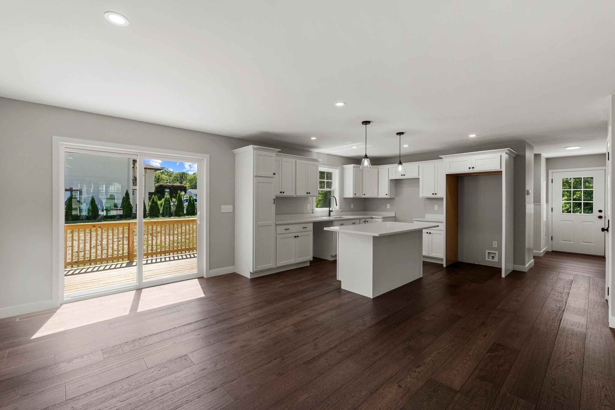 961 Wood St, Fall River, MA, 961 Wood St, Fall River, MA Photo #6
