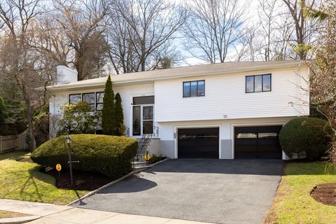 535 Clinton Brookline MA 02467