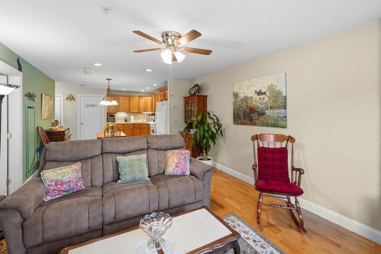 7 Crescent Way #101, Sturbridge, MA, 7 Crescent Way #101, Sturbridge, MA Photo #13