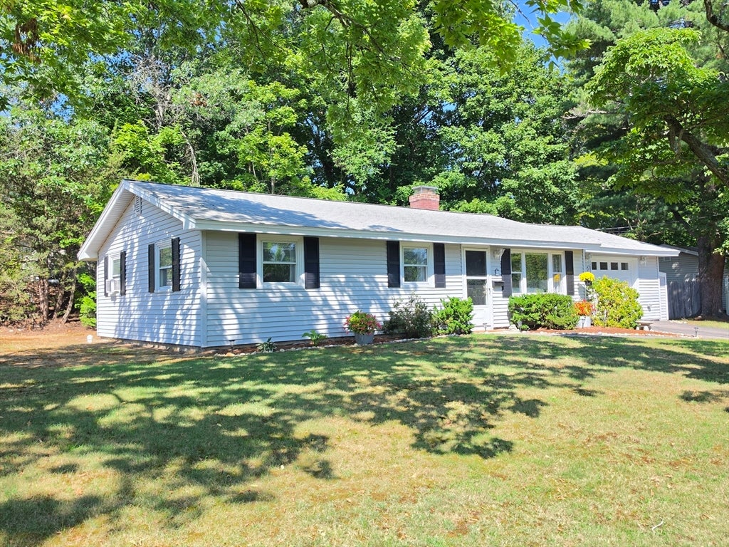Photo of 41 Anderson Rd, Framingham, MA