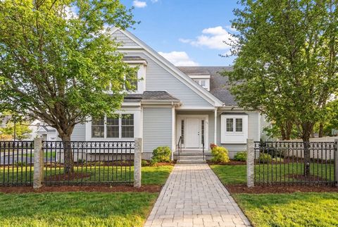 Photo of 94 North St #94, Medfield, MA 02052 (MLS # 73503247)