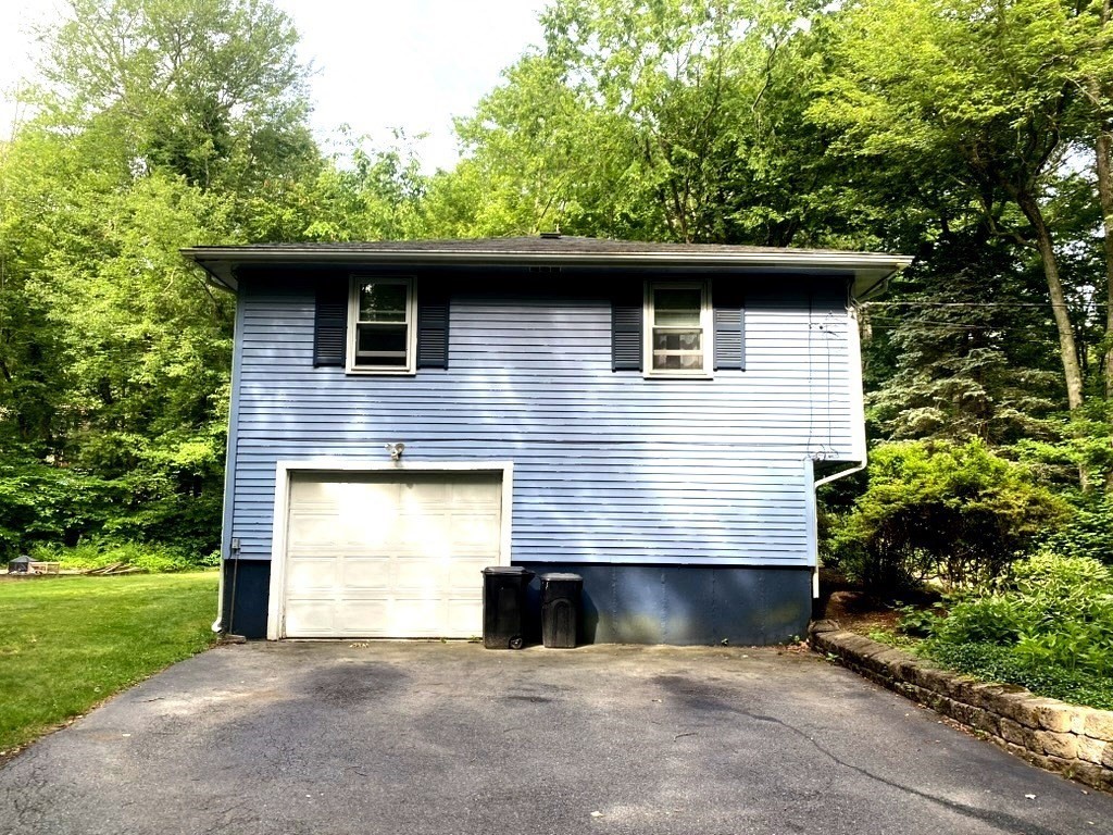 10 Warwick Rd