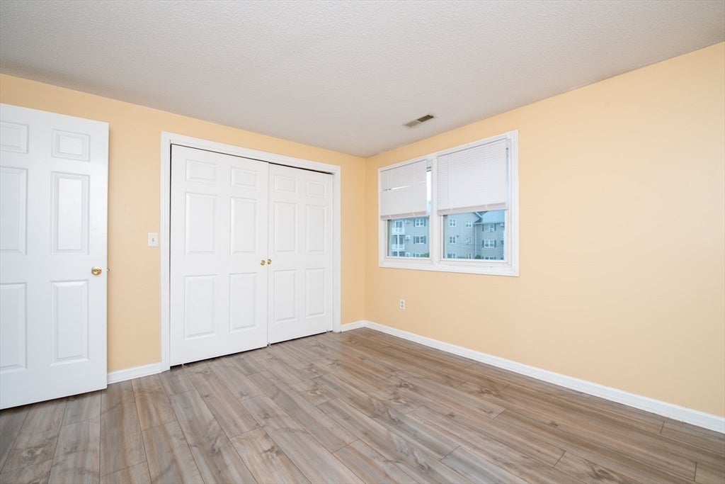 1585 Braley Rd #51, New Bedford, MA Photo #25