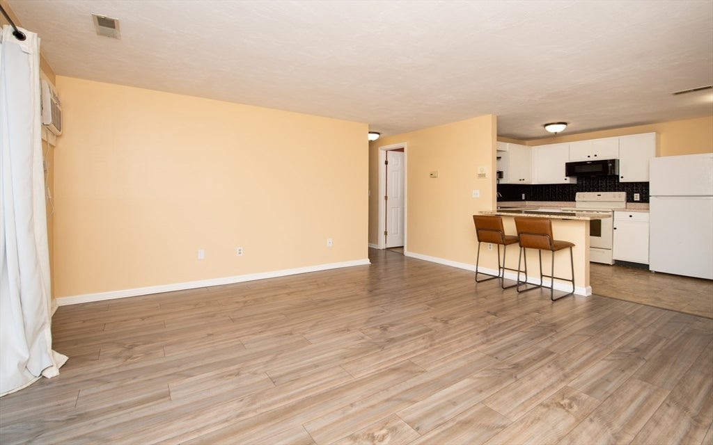1585 Braley Rd 51