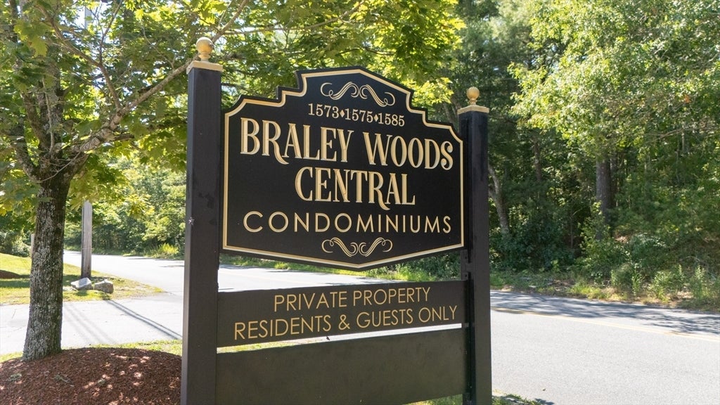 1585 Braley Rd 51