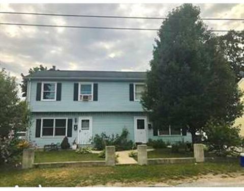 37-39 Tewksbury St Lawrence MA 01843