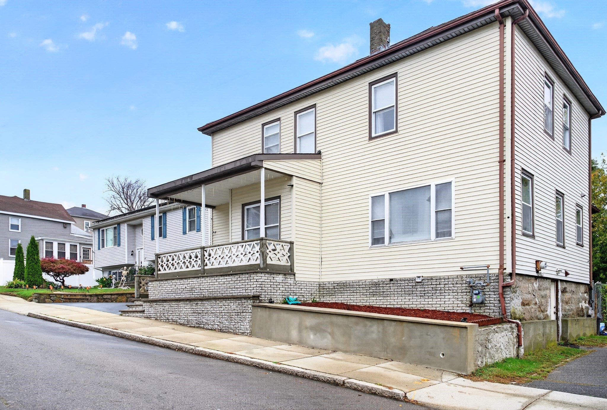 64 Bardsley St, Fall River, MA Photo #38