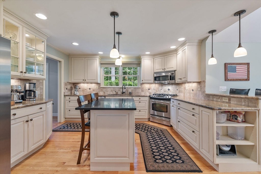 33 Pine Arden Dr