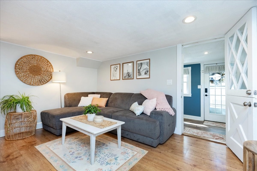 22 Carlisle Rd